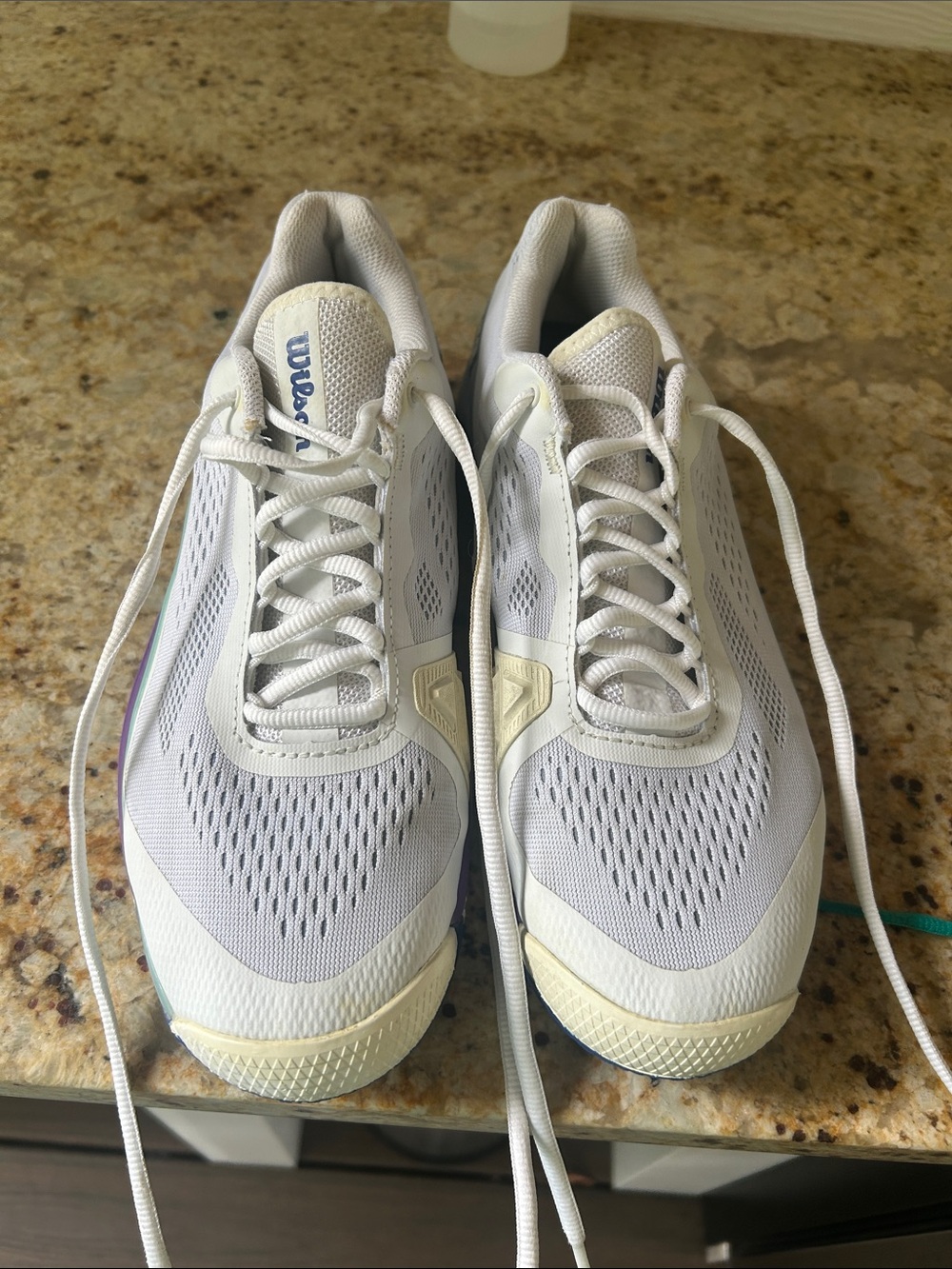 Wilson Women’s  White  Tennis 🎾 Shoes